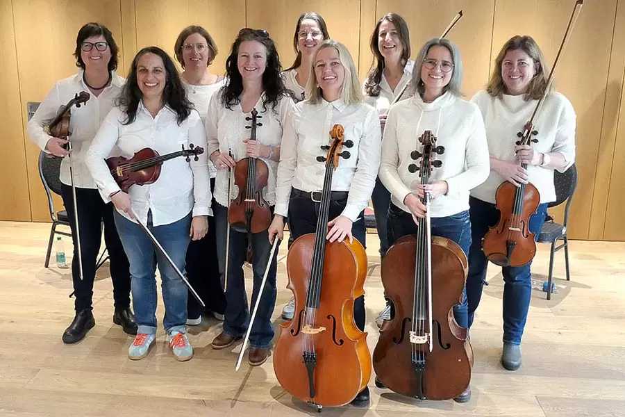 Das Besenkammer-Orchester nach dem Schlussapplaus.