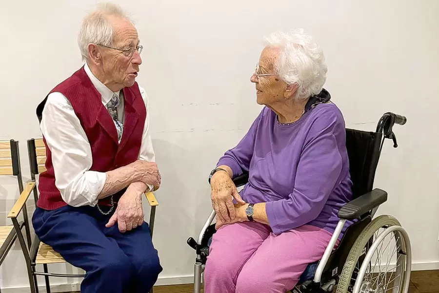 … und mit Bewohnerin Annelies Schuler.